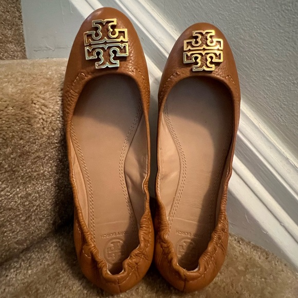 Tory Burch Leather Tan Flats - Picture 3 of 5